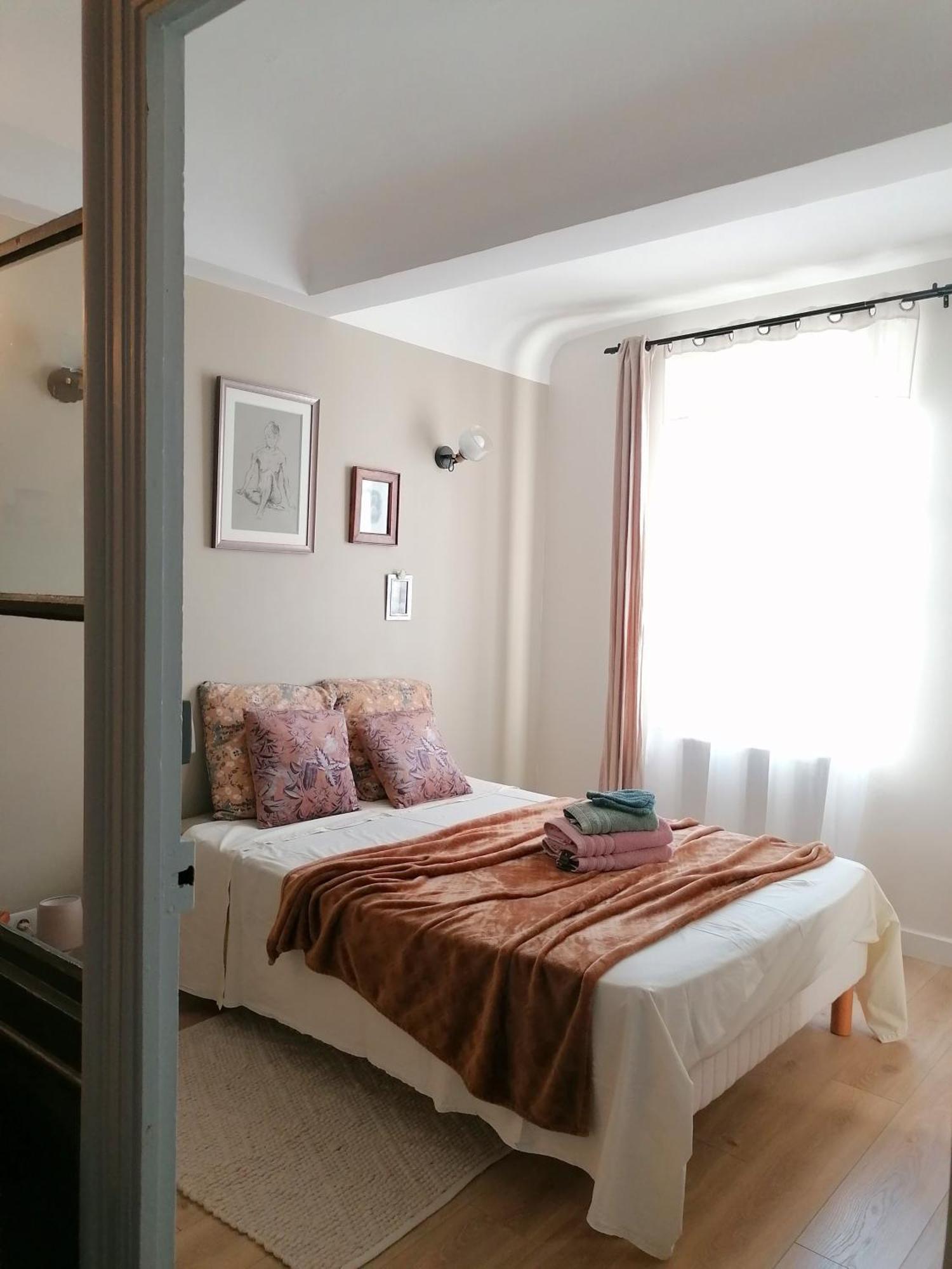 Charmante Suite Independante En Maison De Village Лориол-сюр-Дром Екстериор снимка