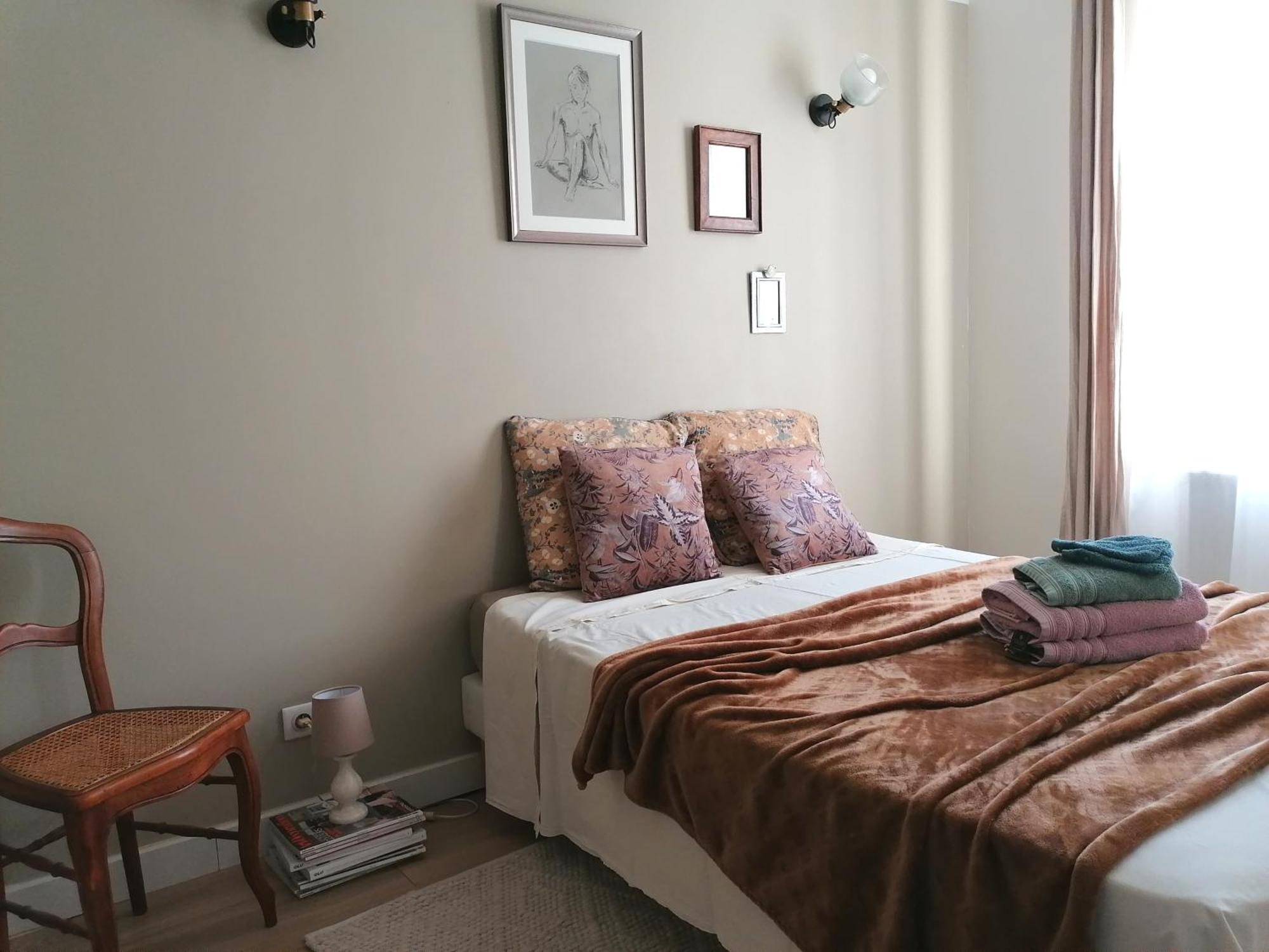 Charmante Suite Independante En Maison De Village Лориол-сюр-Дром Екстериор снимка